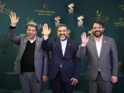 وزير الثقافة يتفقّد مهرجان فجر الـ42