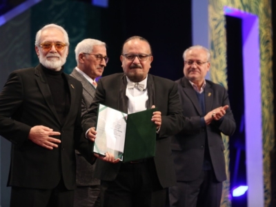 بمشاركة حشد كبير من الضيوف الأجانب..مهرجان فجر السينمائي يسدل الستار على دورته الـ42